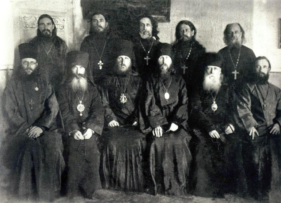 Священник-легитимист: биографический очерк об о. Симеоне Краснове